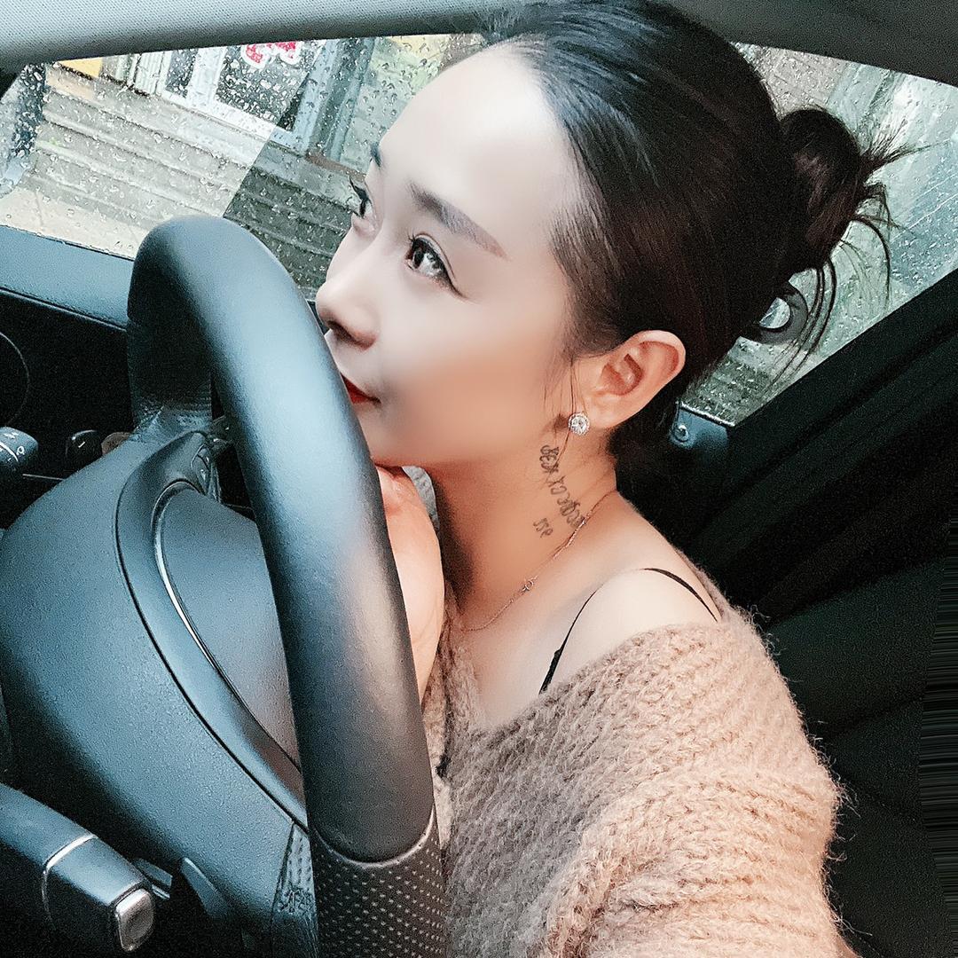 倾国倾城奢品婚纱