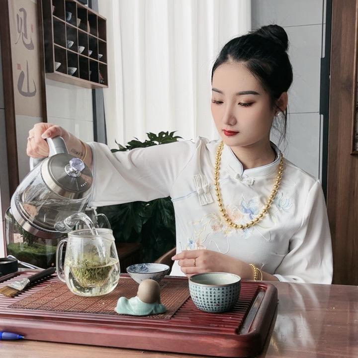 ABKM换氏珠宝(济宁万达旗舰店)专用号