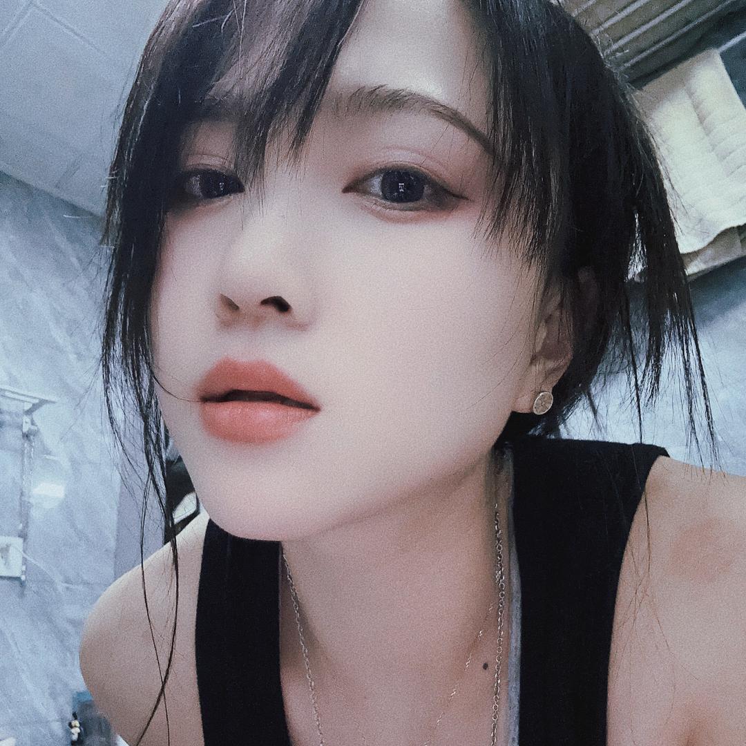 小H.