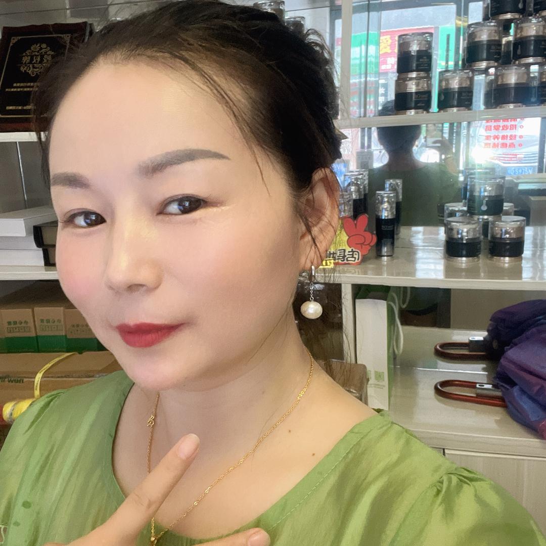 蒳楚皮肤管理中心(绿地金沙湾店)