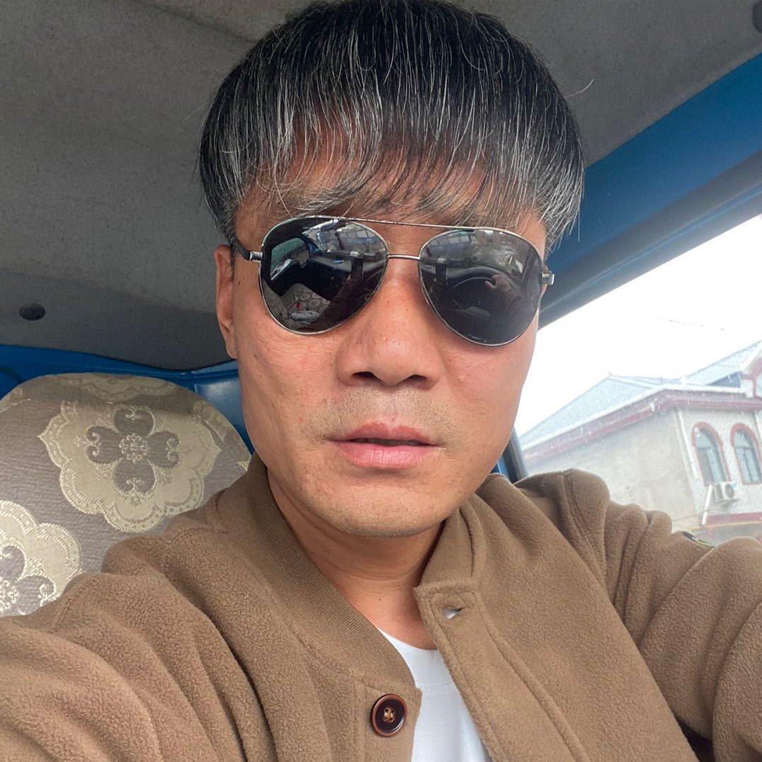 白头大叔