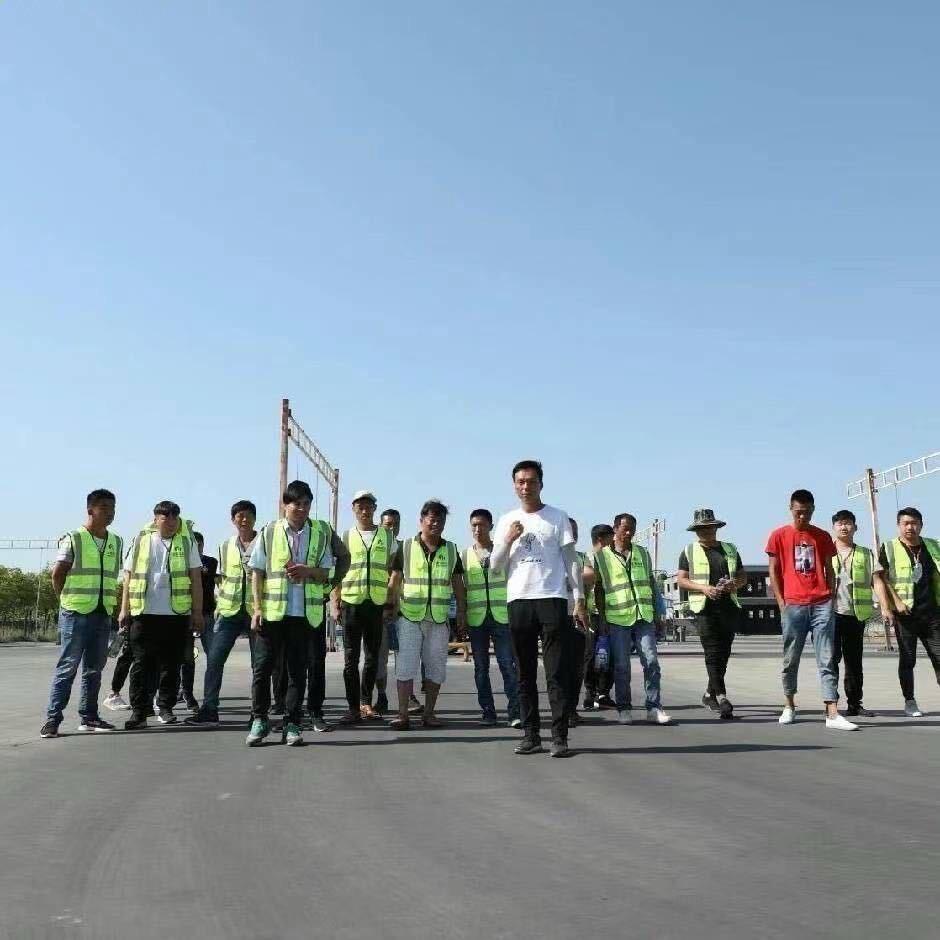 AB大型车驾校朱校长