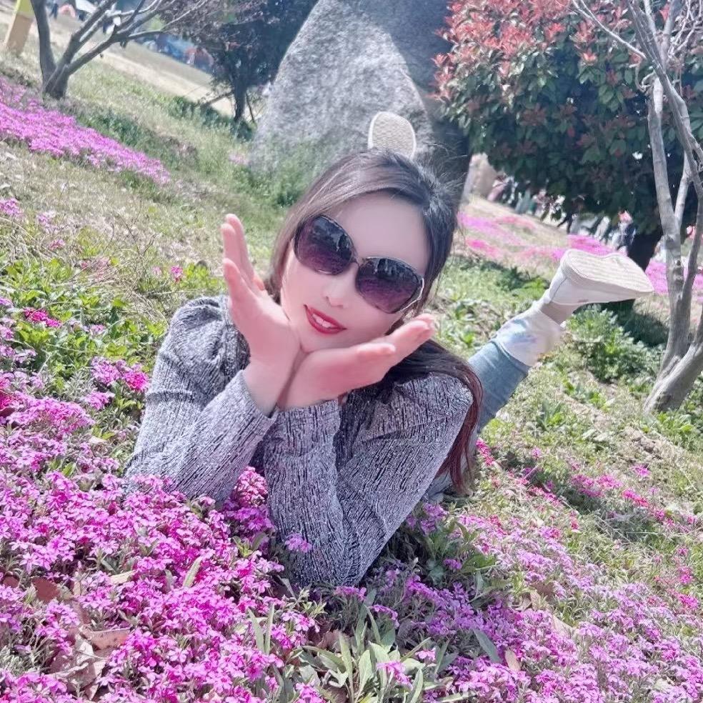 黄垓，花添囍礼