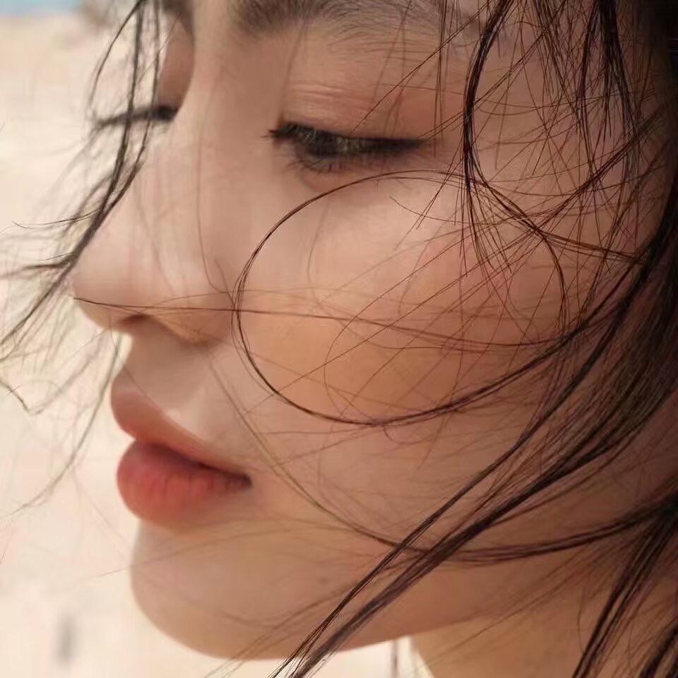 粥饼糖瑶👩🏻‍🎨