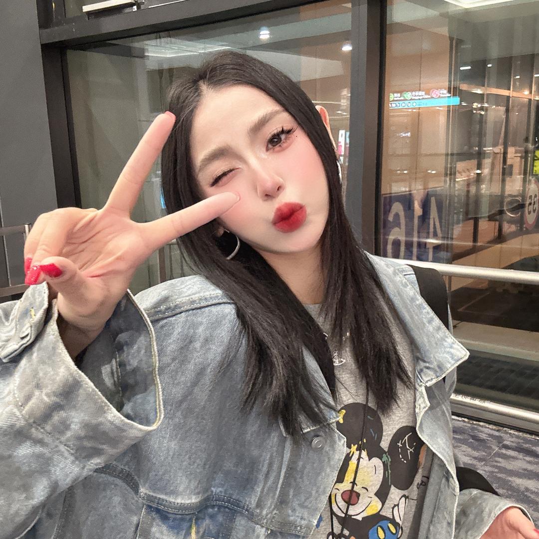 四季青常青莉雯服饰-
