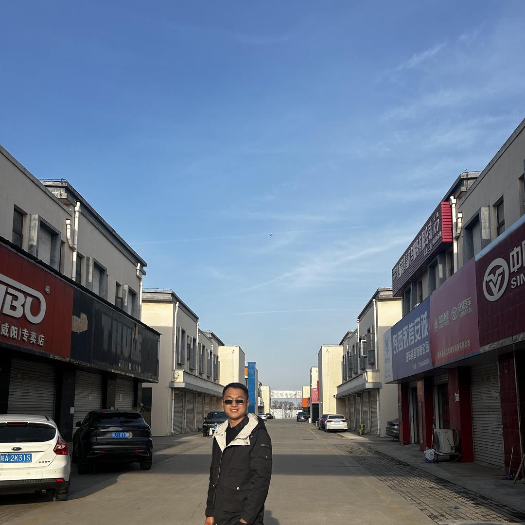 梁飞只搞汽车玻璃