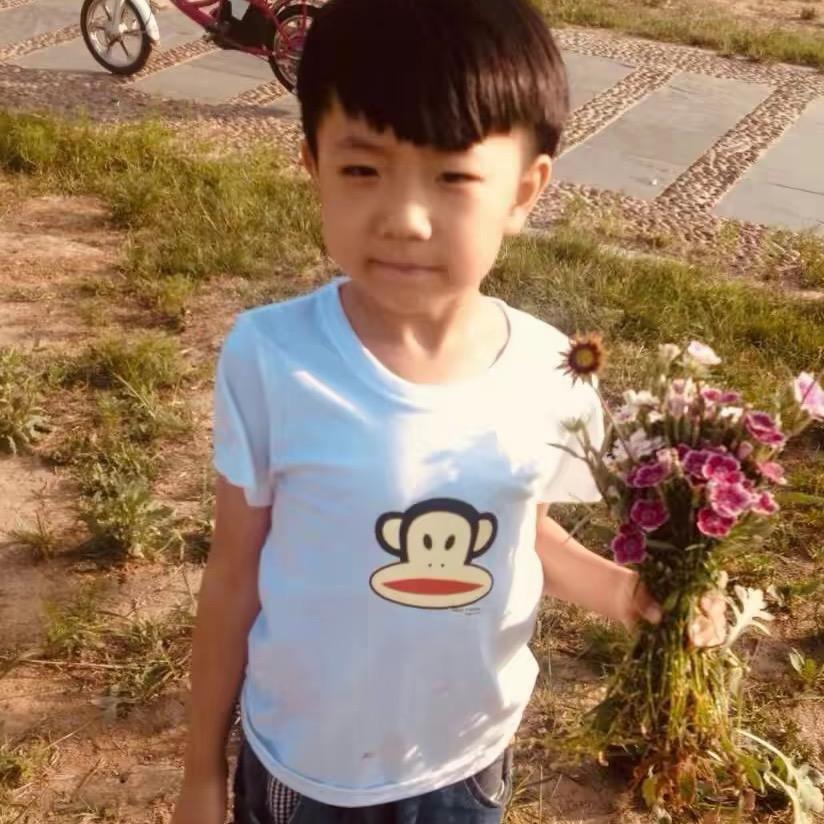 李奕辰