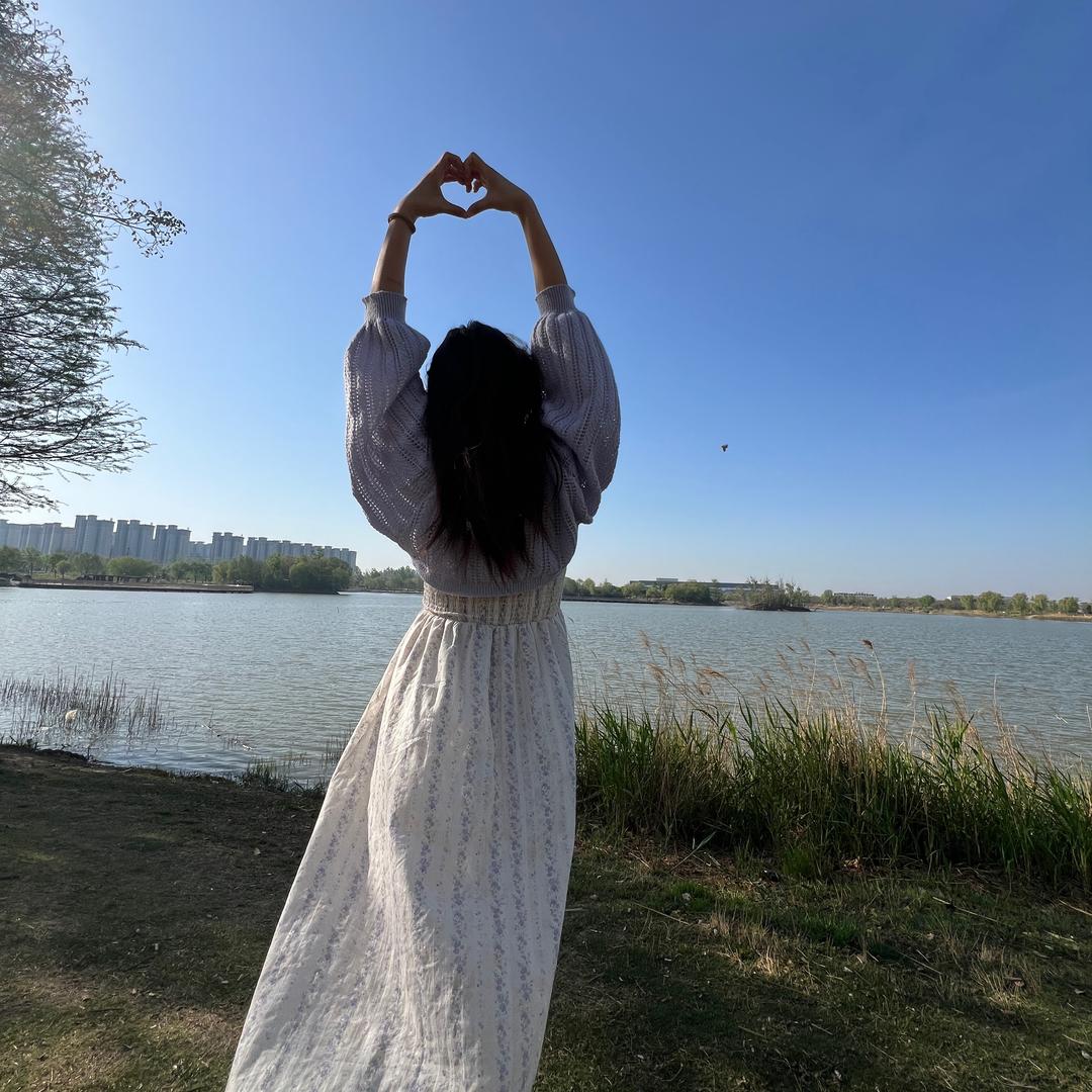 弎月