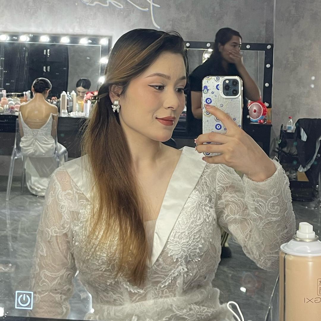 @  amina 🥰