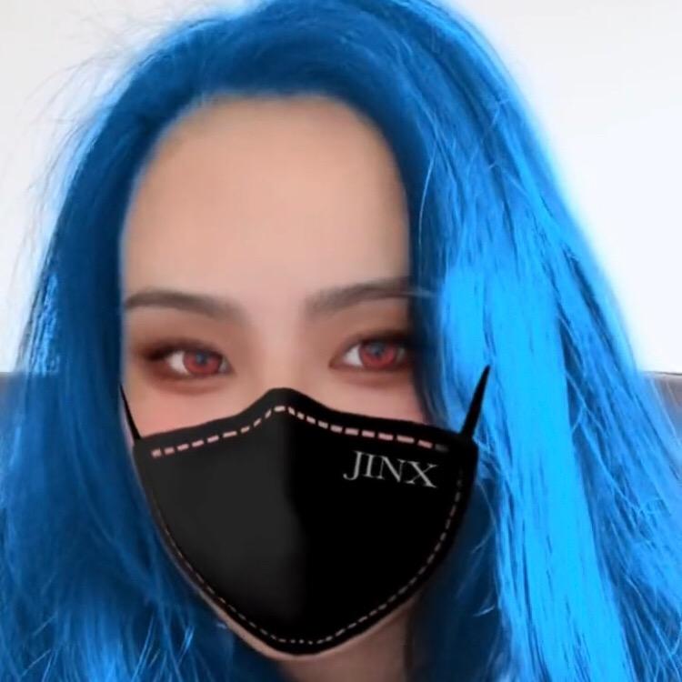 踏雪寻梅