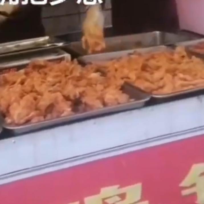 艳摆摊
