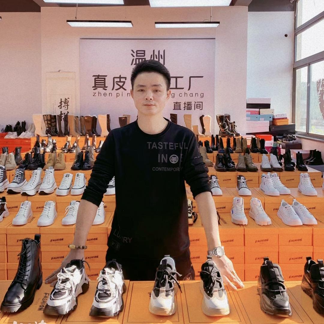 小钟手工女鞋