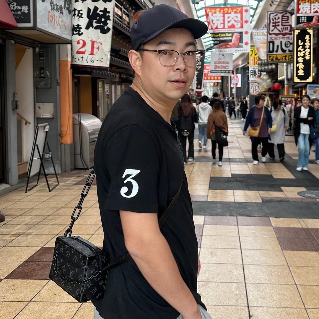 潮爸小飞哥（刘老板）