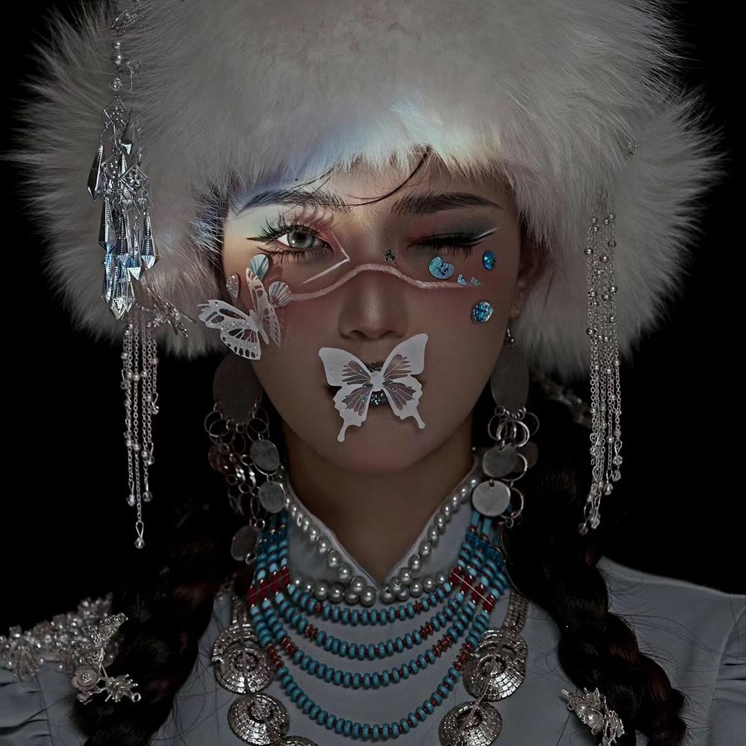 阿克玛乐婚纱摄影