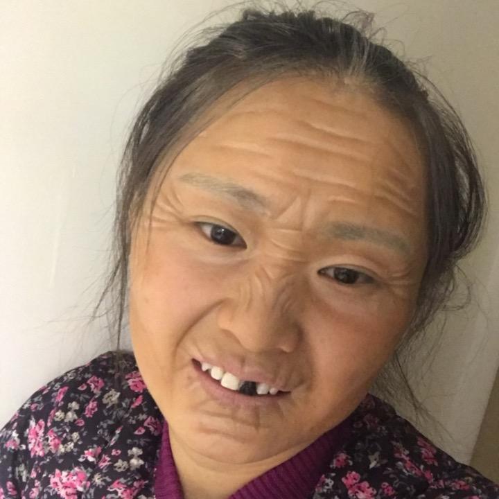 柒柒（不定时开播）