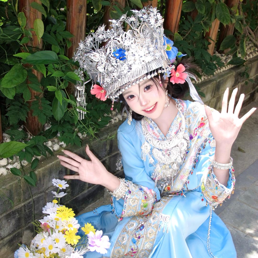 古月茶化妆师coco