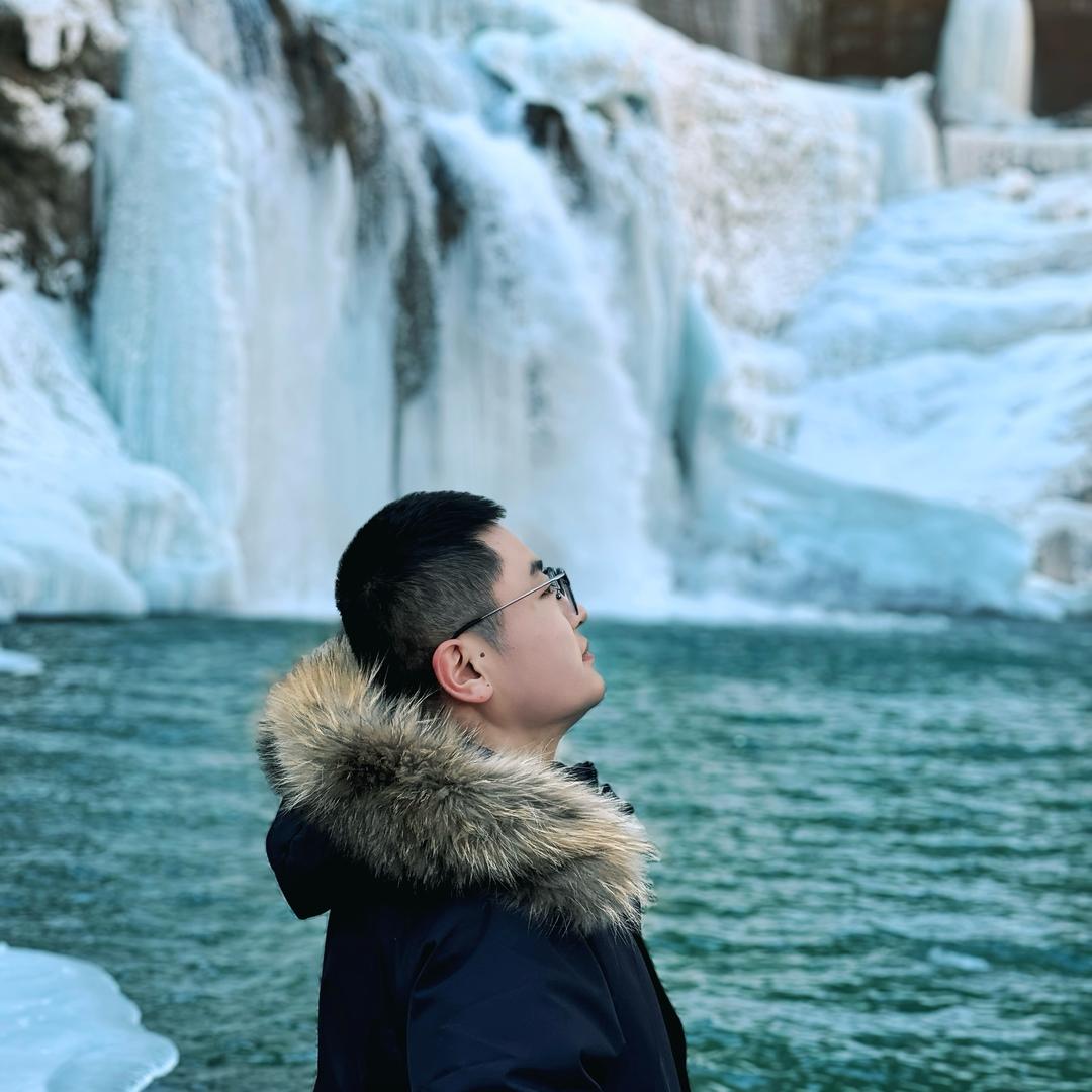 小军在拍照📸约拍版