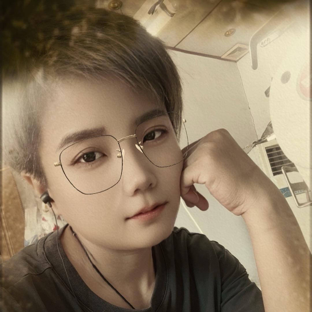@80后小鱼🌈🐠