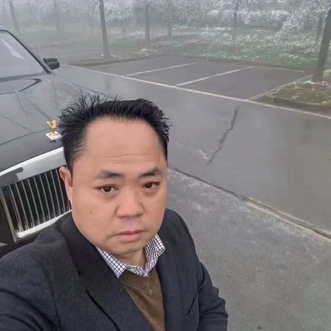 AAA建材批发部王总