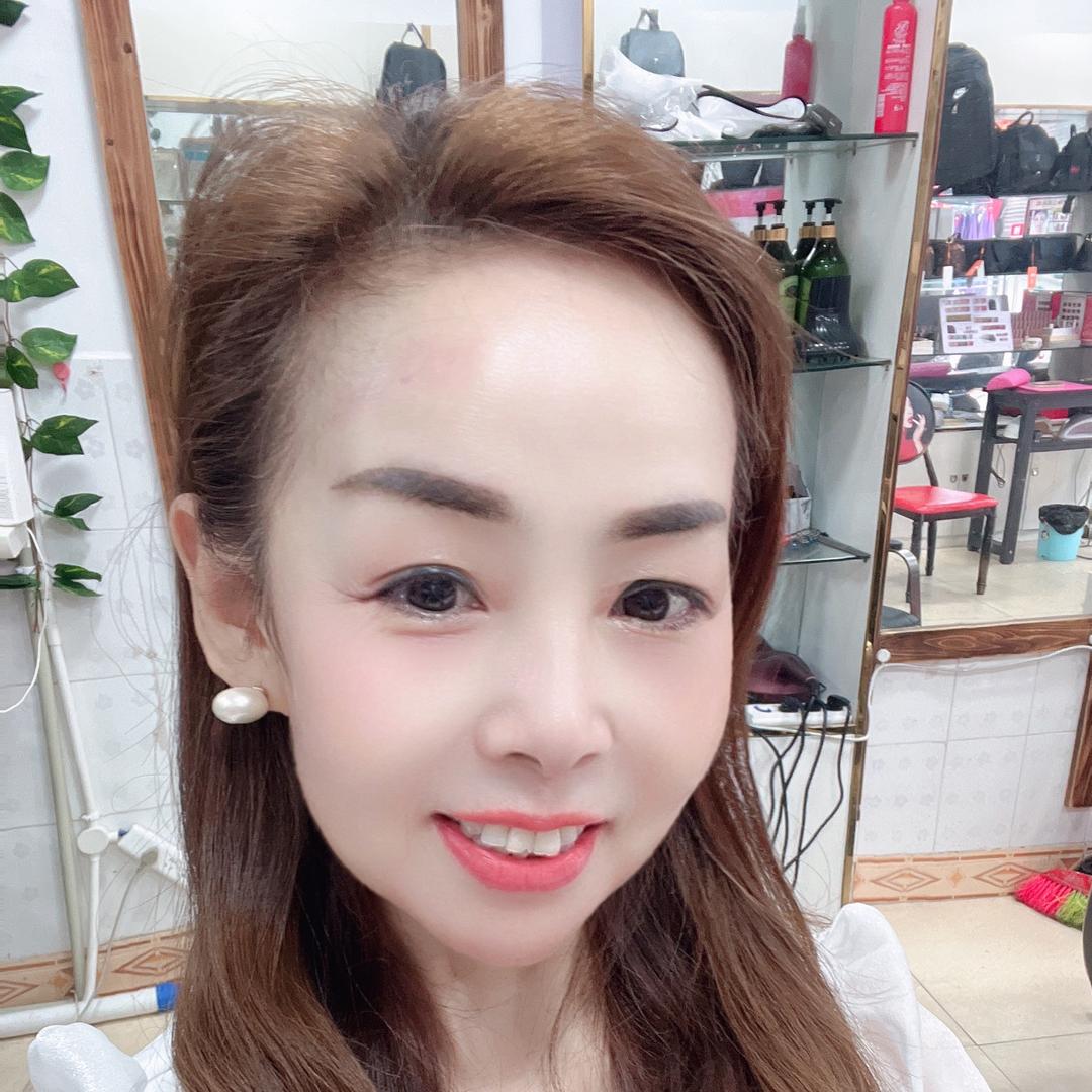 秀丽丝头面庄