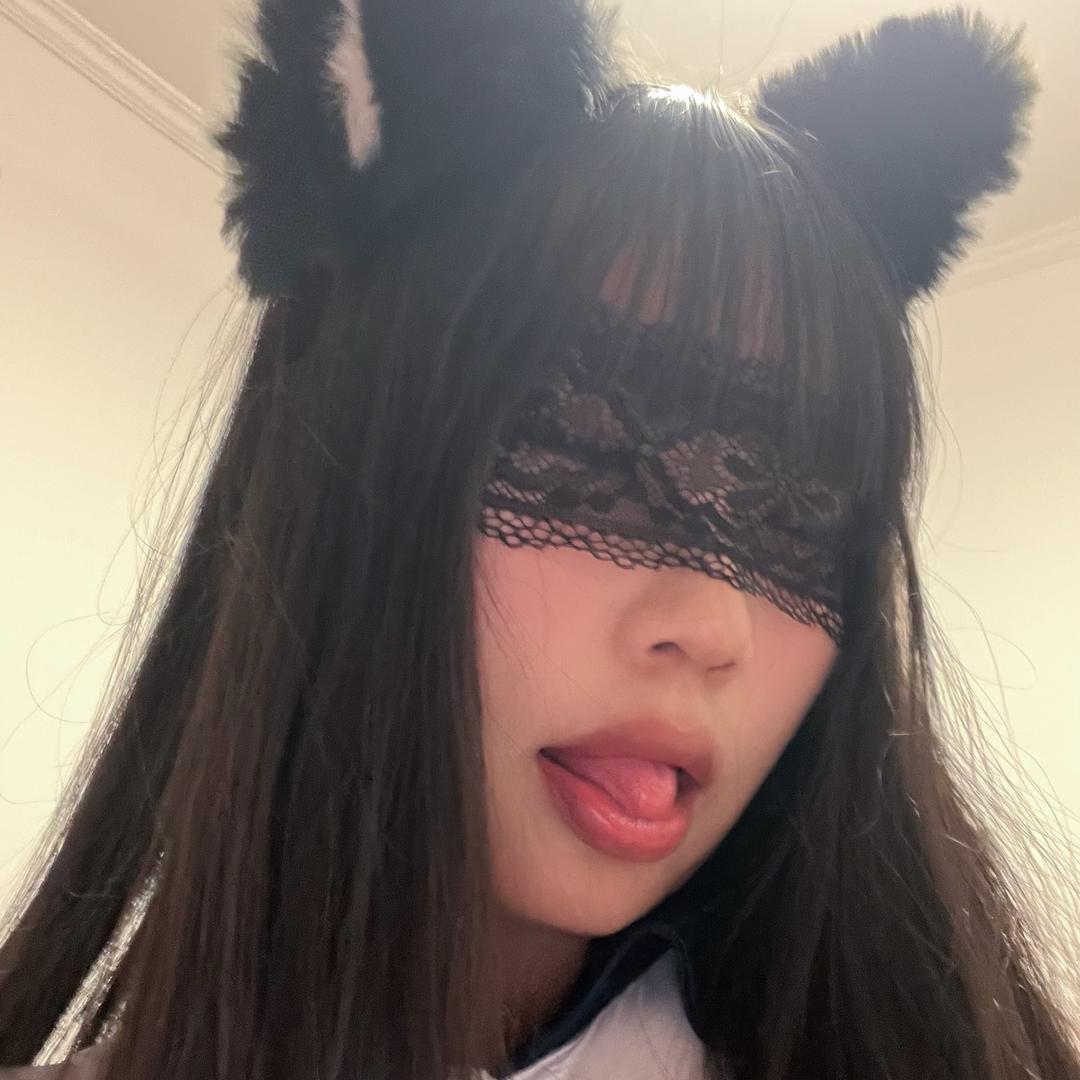 小烤饼（此号不回私信）