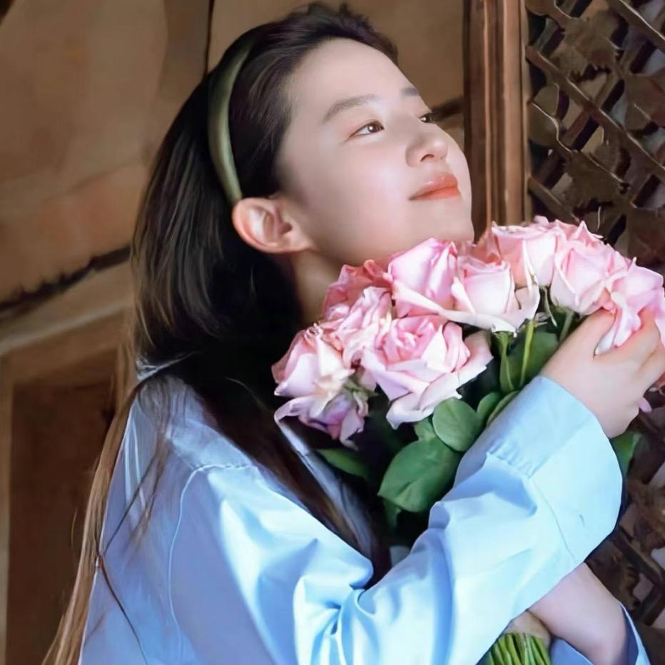 不胖十斤不改名～🌈