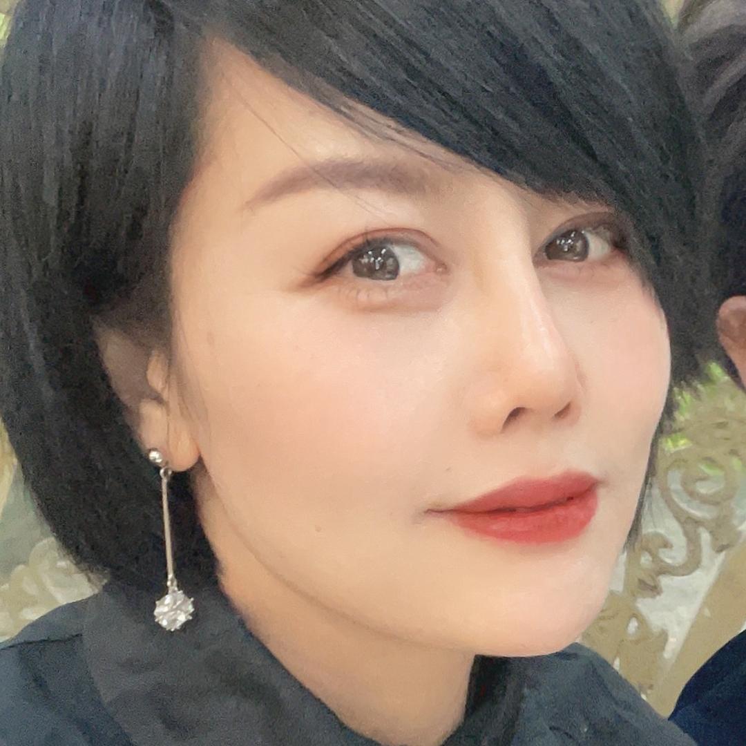 米兰朵女装💋不要连赞朋友们☝️