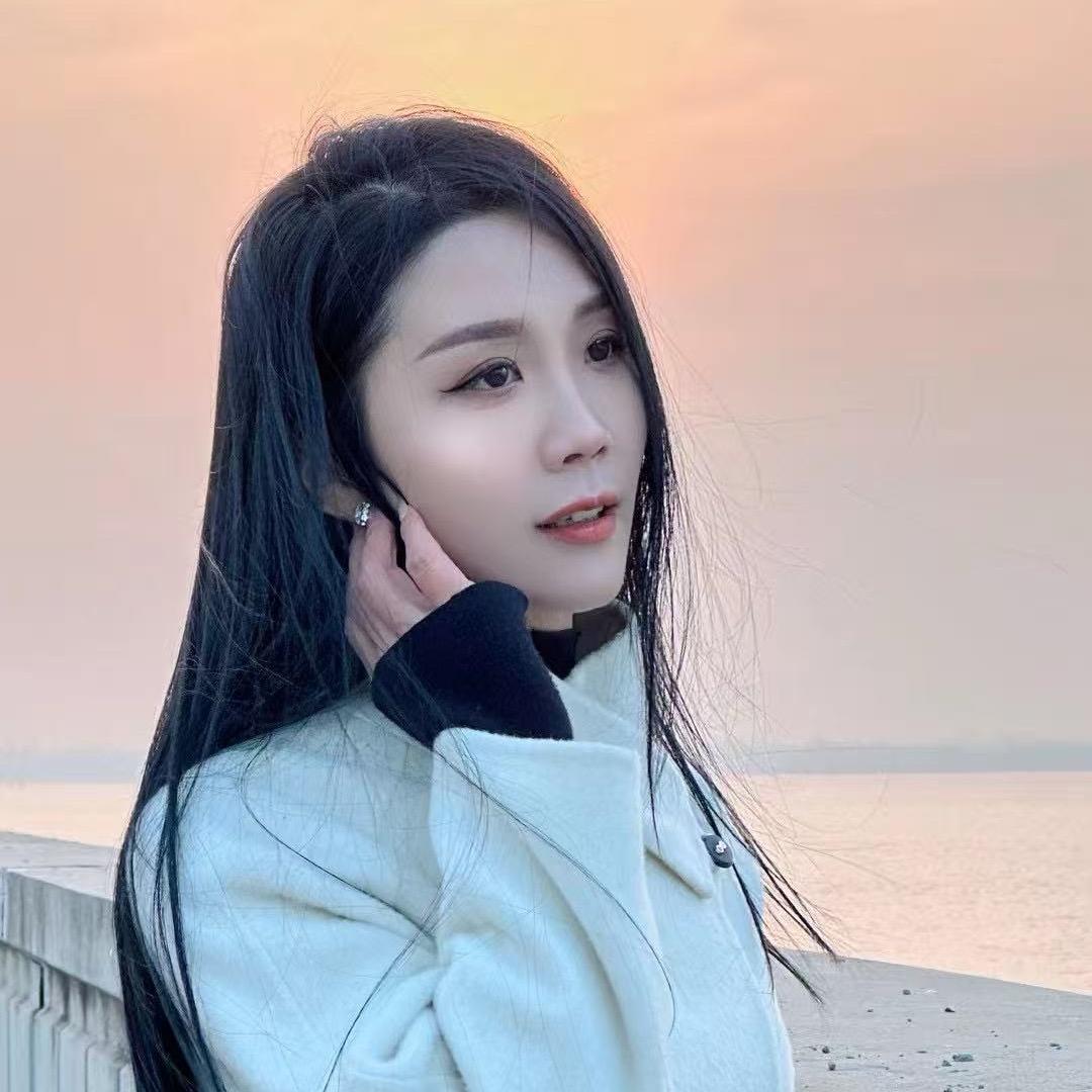赛丽曼.芃芃