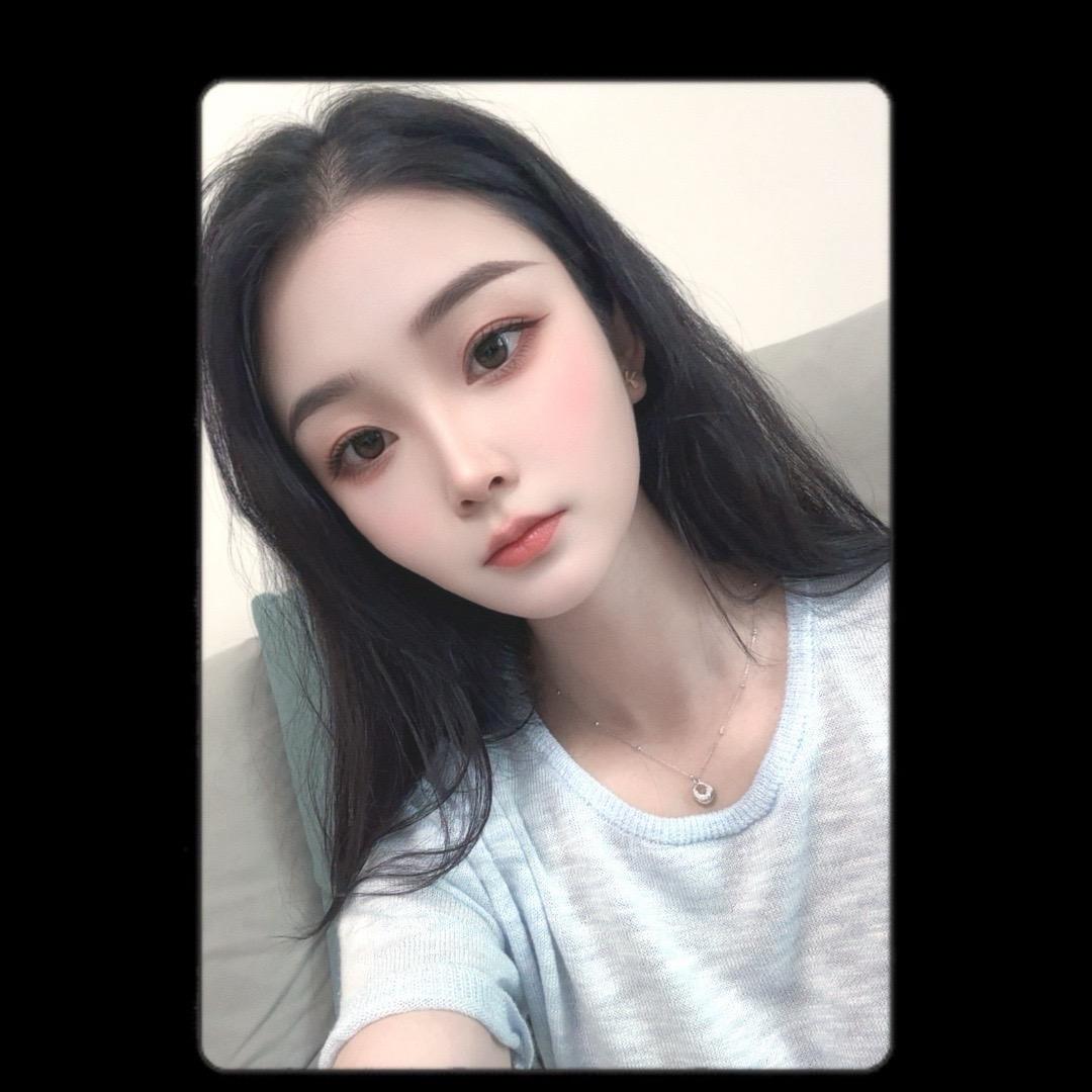 欢颜化妆品李萍