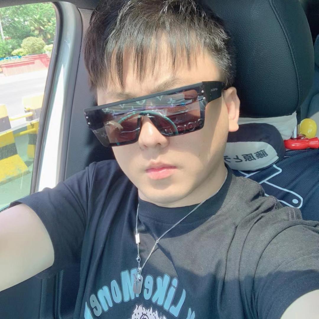 秦人小龙