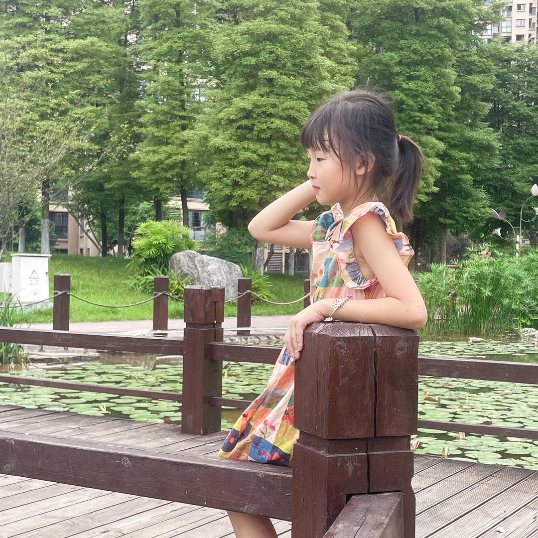 妤初