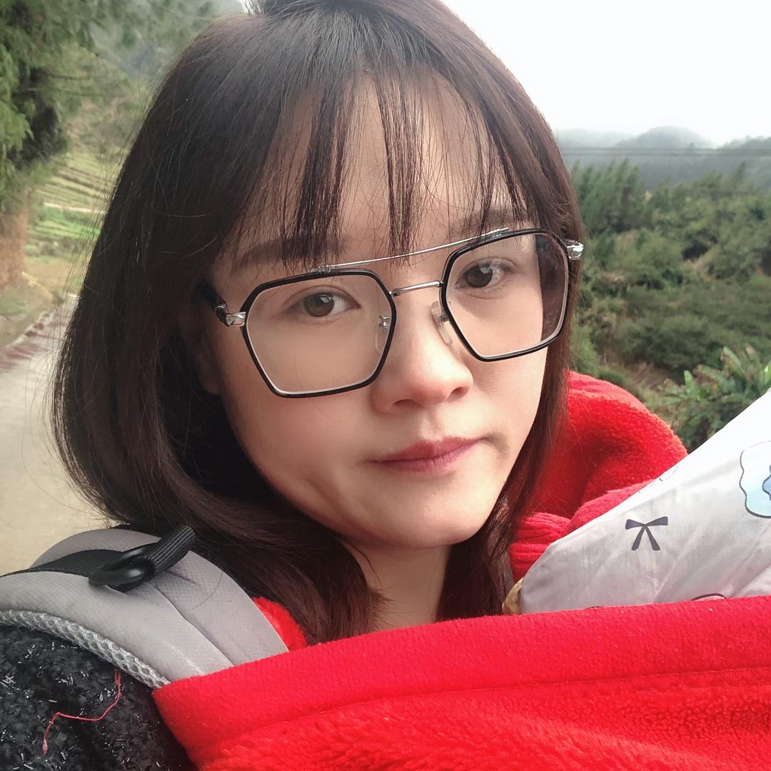 外地媳妇小燕卖土鸡
