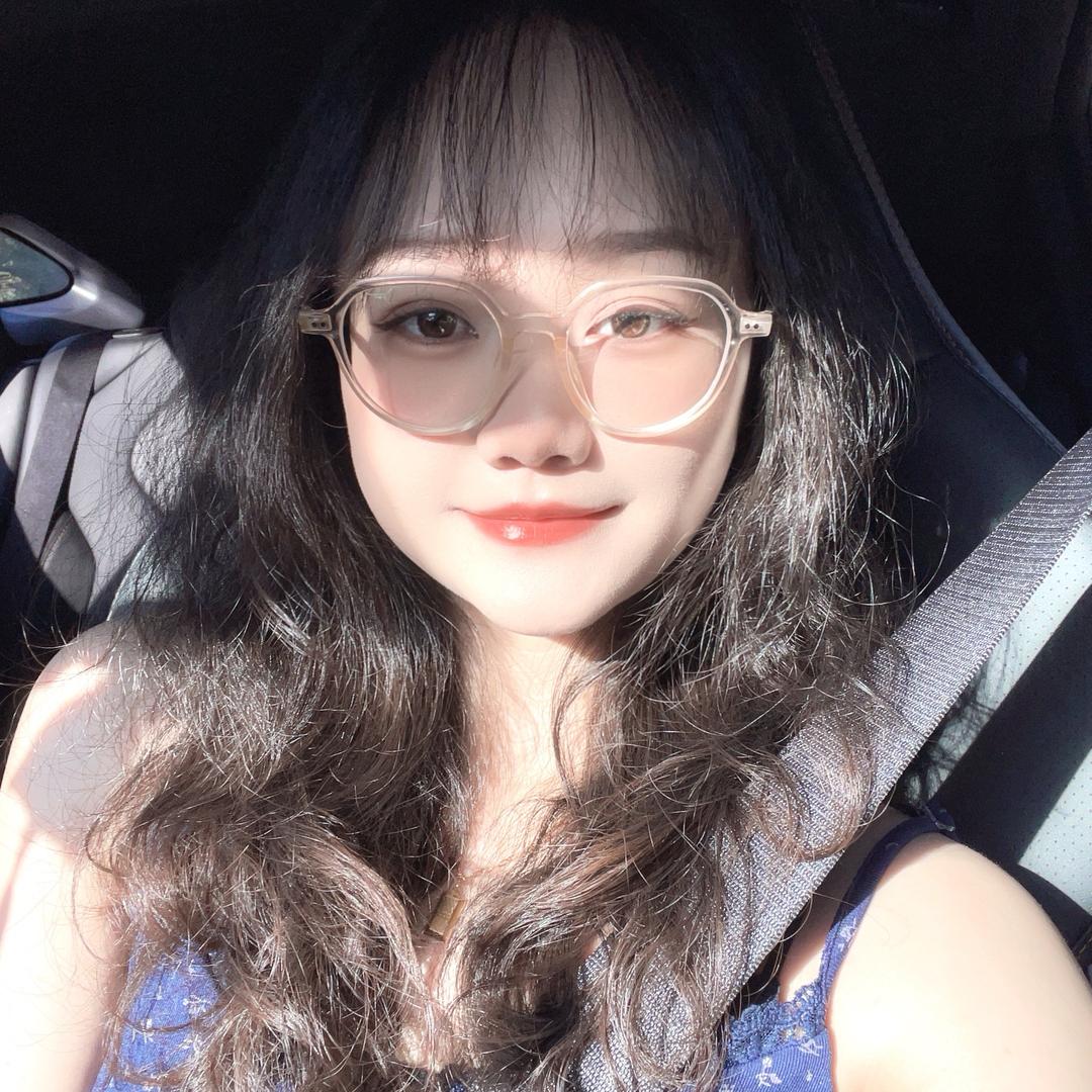 小嗨呀^-^