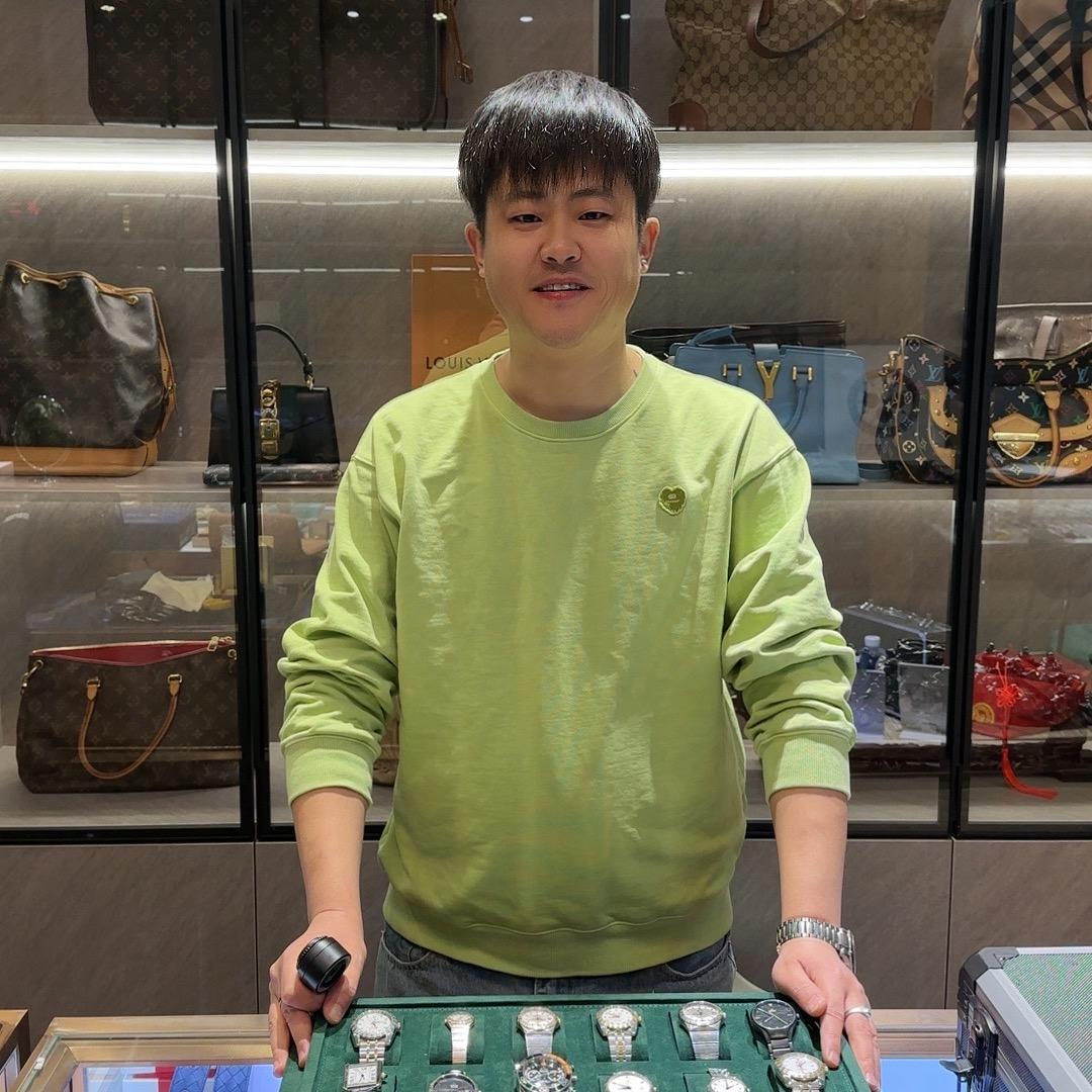 戴瑞收的顶