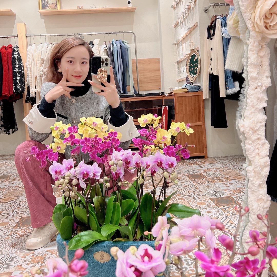 定西古奈女装景景