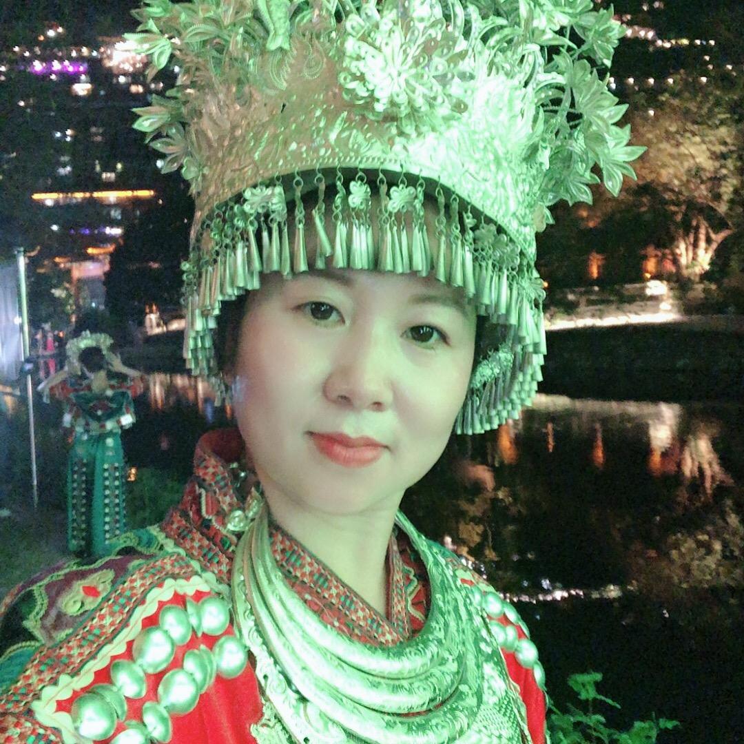 黑妹W