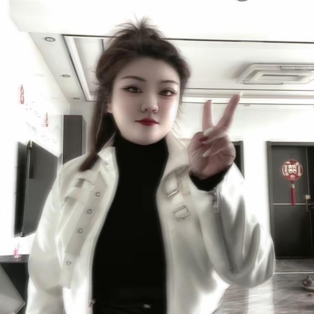 小啊仿.🌺