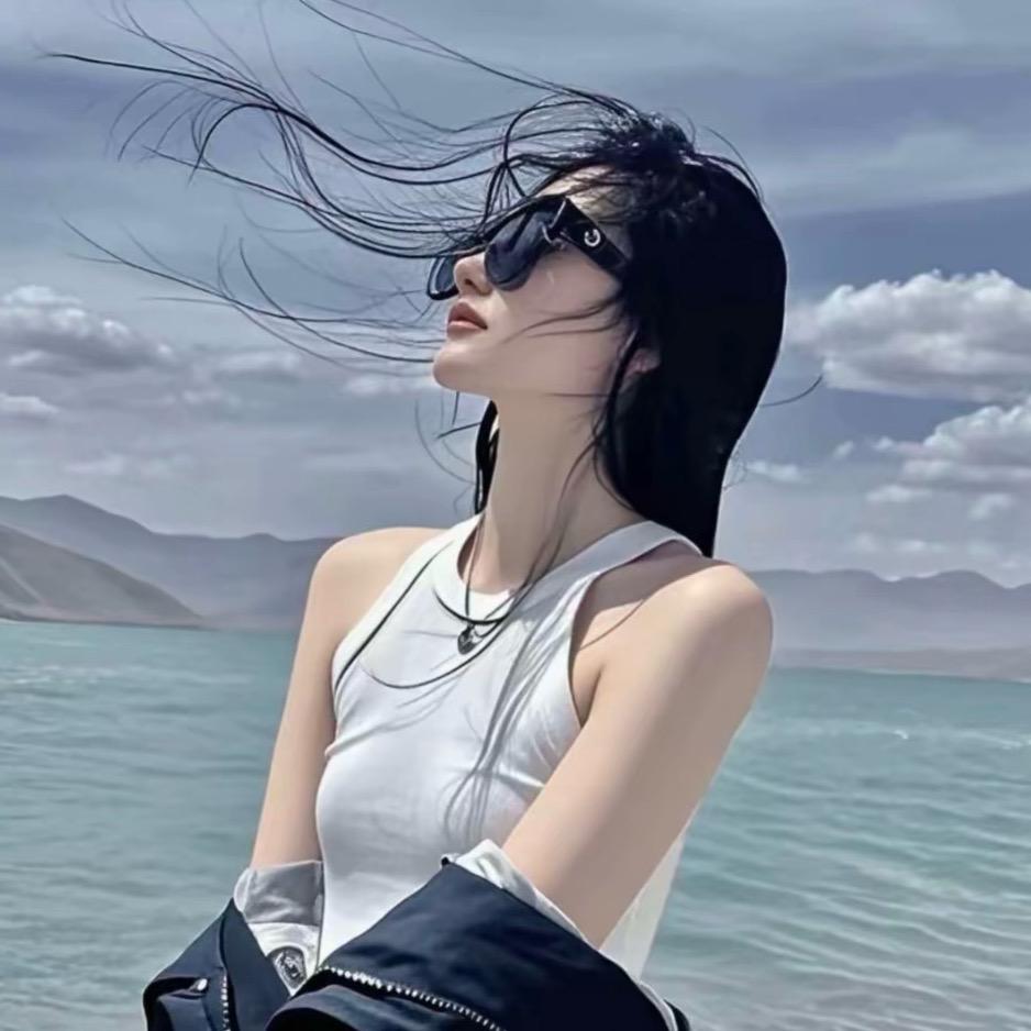 美女不会ᵉᵐᵒ