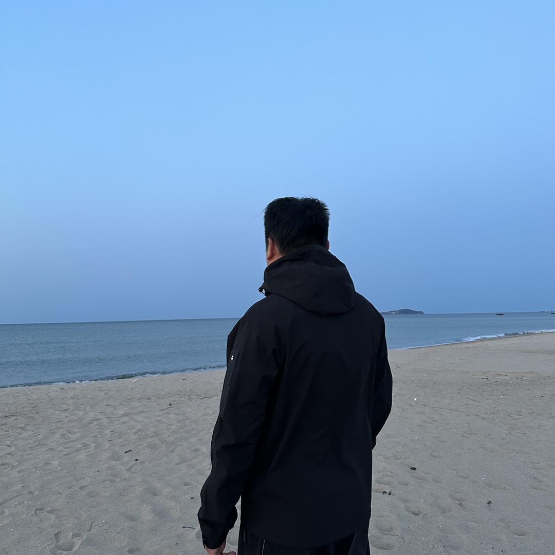 我叫搞笑（我不爱笑）