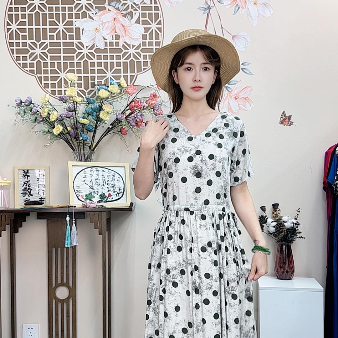 唤美服饰2店