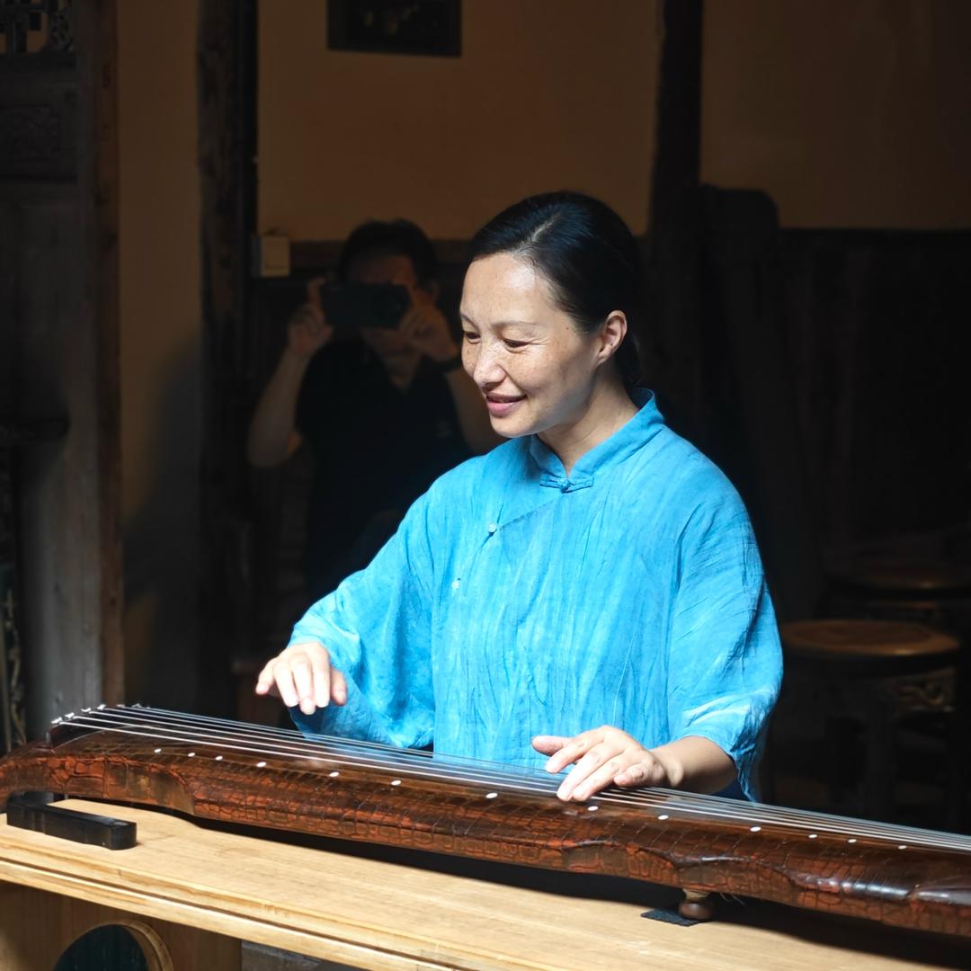 两忘间古琴