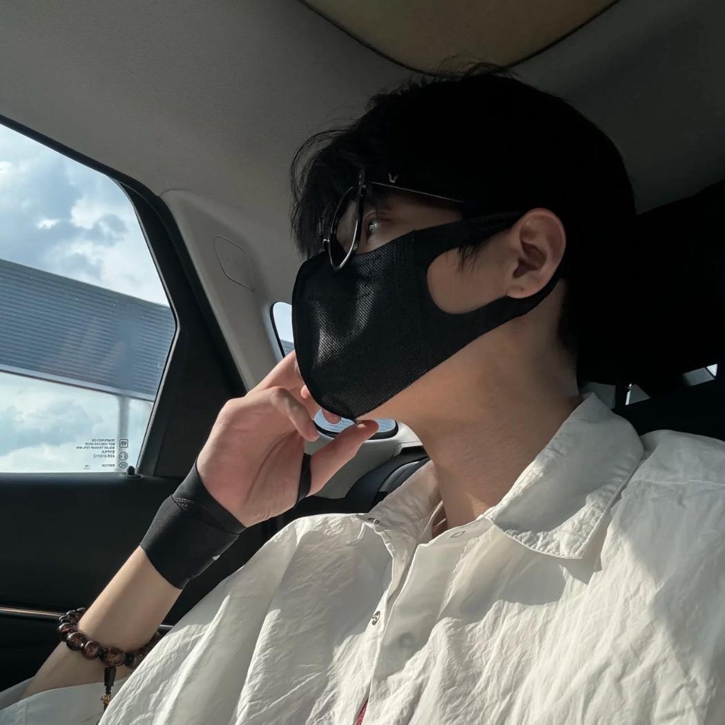 小帅大战奥特曼🦖