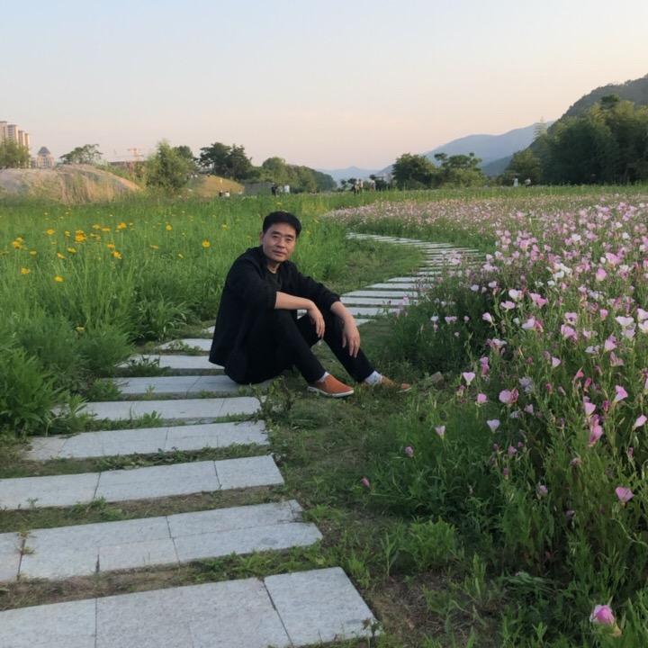依然