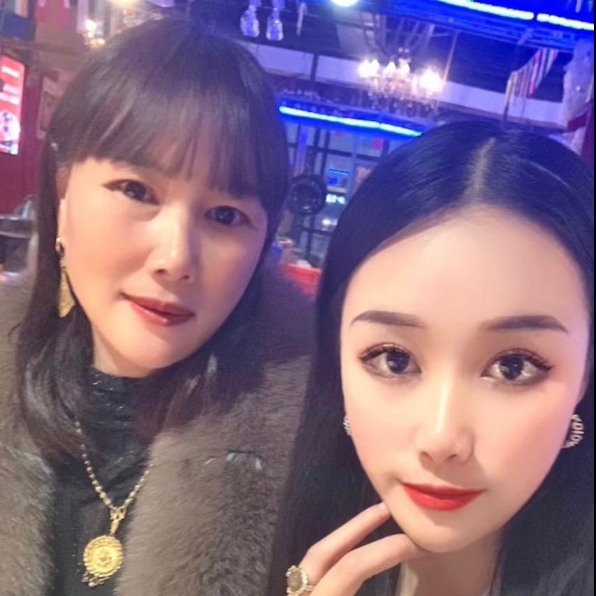 两个千金的妈妈👩