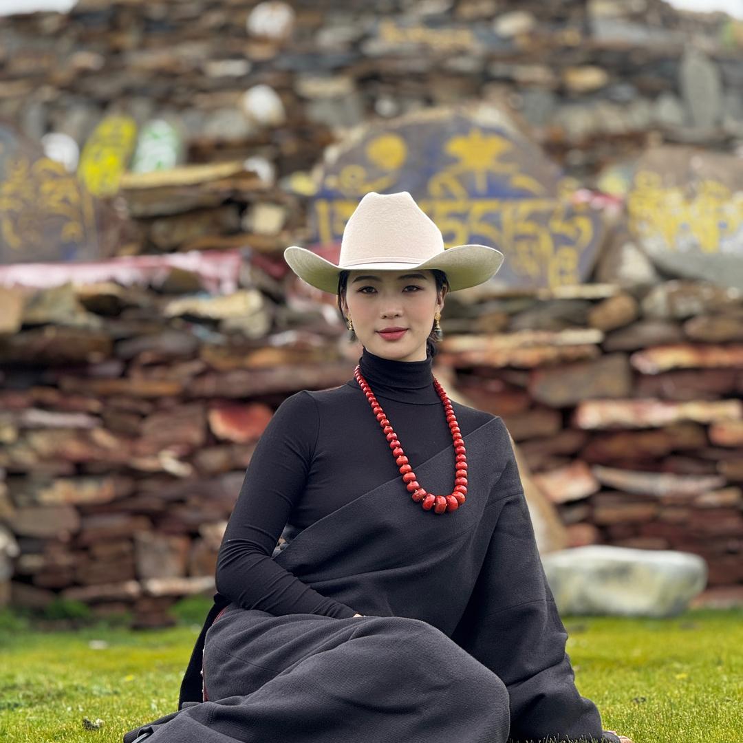 卓嘎拉姆🌻欢舞夏卓林