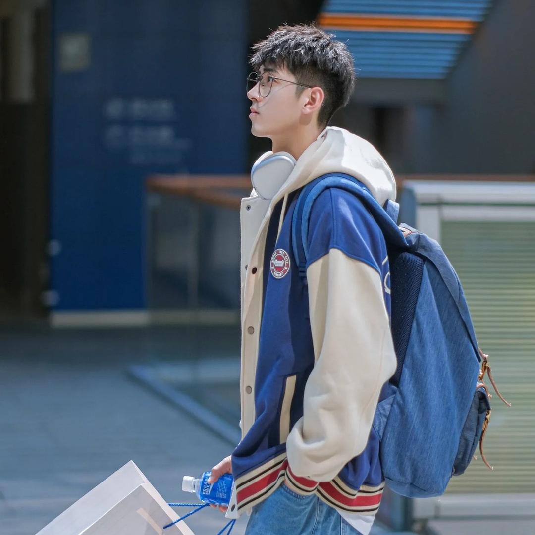 蓝语·Blue 潮牌青少年