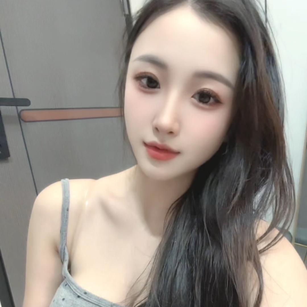 莉莉
