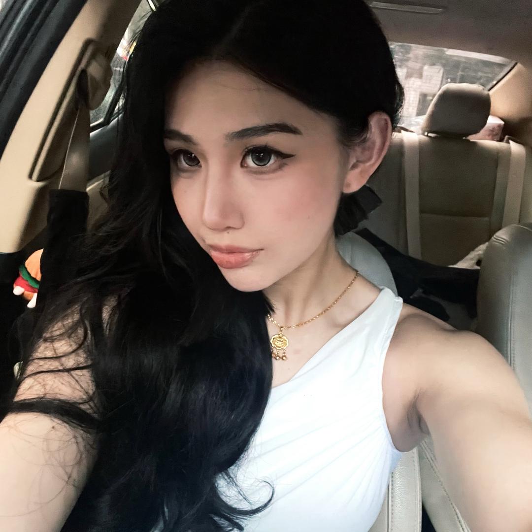 Lara允旺