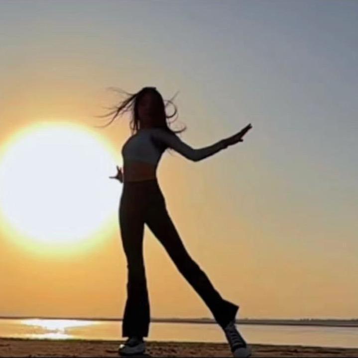 策马奔腾共享人世繁华