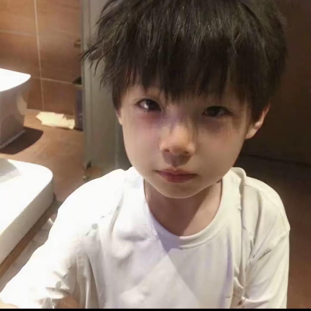 小辞Zzz